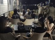 Tim Gabungan Satpol PP, TNI dan Polisi Gelar Operasi Yustisi Sejumlah THM di Kelurahan Tarempa