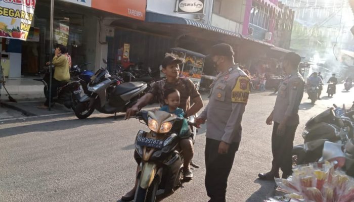 Kapolres Anambas Himbau Masyarakat Agar Memakai Masker Saat Keluar Rumah