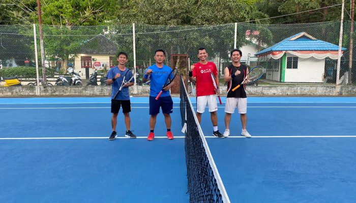 Jaga Imunitas, Kapolres Kepulauan Anambas Berolahraga Tenis