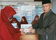 Pemdes Ulu Maras Kembali Salurkan BLT Tahap IV, V, dan VI, Kades Rifai Semoga Bermanfaat