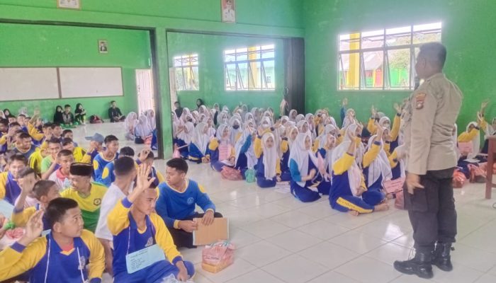Polsek Jemaja Gelar Sosialisasi Bahaya Narkoba Bagi Pelajar