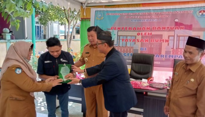 Yayasan BUMN Salurkan Bantuan pada Pemkab Anambas
