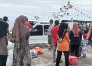 Harga BBM Naik, Kapal Veri MV. VOC Batavia Tujuan Anambas Tunda Berlayar