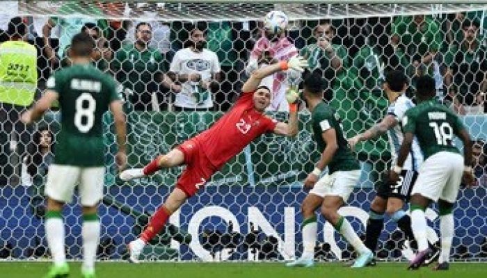 Arab Saudi Sikat Argentina 2-1