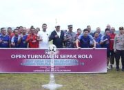 Bupati Anambas Resmi Buka Tournament Sepak Bola HUT Karang Taruna Desa Tebang 