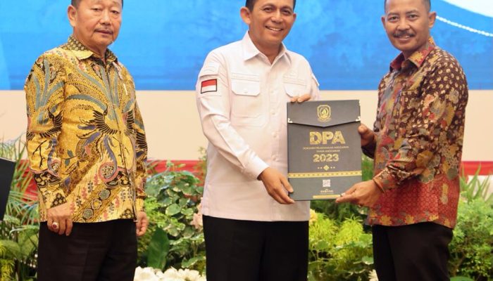 Serahkan DPA, Gubernur Kepri Instruksikan Segera Jalankan APBD 2023
