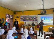 Cabjari Natuna di Tarempa Sosialisasikan Hukum Melalui JMS di SMP