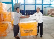 DKUMPP Anambas Salurkan Bantuan 30 Unit Cool Box ke Pedagang Pasar