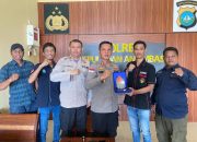 Resmi Pindah Tugas, Wartawan Serahkan Cinderamata ke AKBP Syafrudin Semidang Sakti