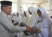 Wan Zuhendra Lepas Calon Jamaah Haji Asal Kabupaten Anambas