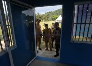 Dukung Turnamen Sepak Bola, Medco E&P Indonesia Salurkan Bantuan Bangunan Meja Panitia dan Tiang Gawang