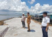 Bupati Natuna Pantau Pembangunan Pelabuhan Penagi