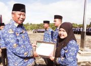 Peringatan HUT ke-52 KORPRI, Bupati Anambas Beri Penghargaan kepada para ASN