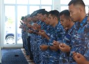 Lanud Raden Sadjad Natuna Gelar Sholat Ghoib dan Doa Bersama Atas Gugurnya Perwira-Perwira Terbaik TNI AU Dalam Tugas