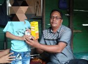 Atasi Stunting, Kades Lingai dan Perawat Berikan Asupan Gizi kepada Anak