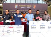 Polda Kepri Berhasil Amankan 2 Orang Tersangka Pengedar Rokok Illegal di Kota Batam