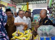 Tinjau Pasar di Gresik Jelang Nataru, Mendag Zulkifli Hasan: Harga Bapok Cenderung Turun, Pasokan Terjaga