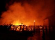 Kebakaran di Desa Batublubang, 5 Rumah Warga Hangus Terbakar
