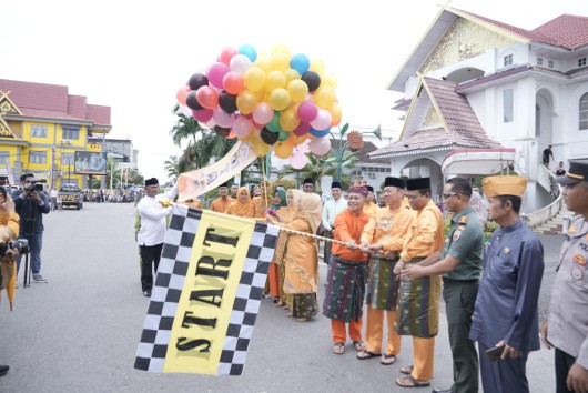 Bupati Rohil Lepas Peserta MTQ.