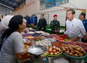 Kunjungi Pasar Oebobo, Presiden Sapa Masyarakat dan Cek Harga Kebutuhan Pokok