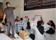 KPU Tanjungpinang Mulai Melakukan Proses Sortir dan Lipat Surat Suara Pemilu 2024