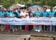 Yaga Yingde Group Salurkan Bantuan Pendidikan, Kades Landak : Sangat Membantu Masyarakat Kami