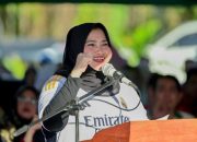 Buka Turnamen Sepakbola 7 Desa Pesisir, Ini Pesan Bupati Kasmarni