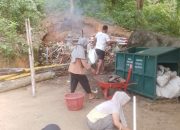 Pemerintah Desa Nyamuk Rutin Lakukan Gotong Royong untuk Jaga Kebersihan dan Cegah Banjir