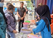 Dinkes Anambas Sidak Pedagang Takjil di Pasar Tarempa, Edukasi Kebersihan dan Keamanan Pangan
