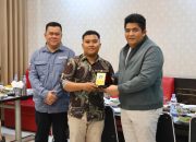 Bupati Bintan Temui Mahasiswa di Pekanbaru: Lihat Potensi Pemimpin Masa Depan Bintan
