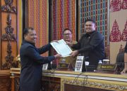 Sekda Ersan Saputra Hadiri Rapat Paripurna Pengesahan Perubahan Propemperda Tahun 2025 DPRD Kabupaten Bengkalis