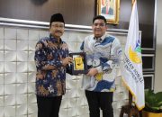 Bupati Bintan Bertemu Mensos Bahas Sekolah Rakyat