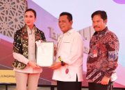 Perkuat Sektor Parekraf, Gubernur Ansar Serahkan Sertifikat Lahan Pusat Kreasi Destinasi Pariwisata ke Kemenpar RI
