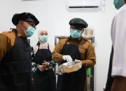 Pastikan Gizi Seimbang Anak Sekolah, Wagub Nyanyang Tinjau Ketat Dapur Produksi SPPG Batu IX Tanjungpinang