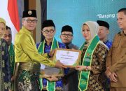 Wabup Bintan Terima Penghargaan Baznas Awards 2025
