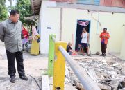 Sekda Bintan Tinjau Rumah Roboh di Tanjung Uban, Imbau Warga Waspada Cuaca Ekstrem