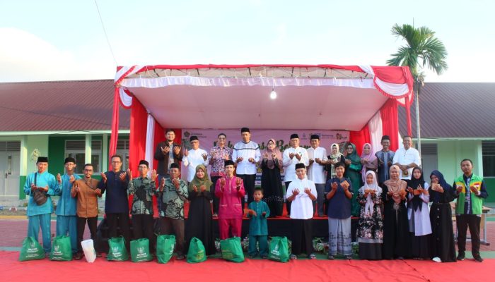 Momen Haru Buka Puasa Bersama, Erizal Lepas ASN Purna Bakti dan Santuni Anak Yatim serta Kaum Duafa