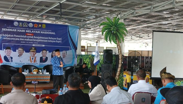 Di Tengah Perayaan Hari Nelayan, Huzrin Hood Ingatkan Masalah Nyata Nelayan Kepri