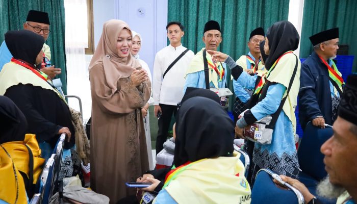 Bantu Sesama, Pesan Wabup Bintan untuk Jamaah Muda