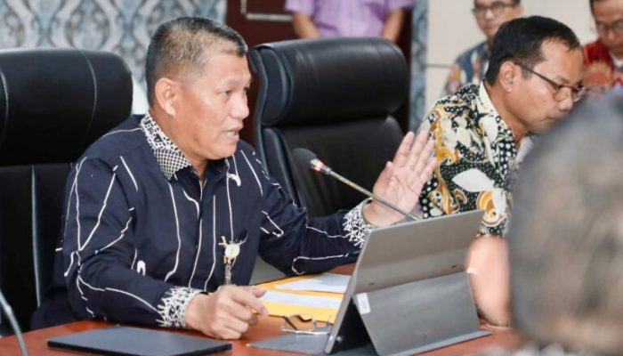 Target Efisiensi Rp18,1 Miliar, Pemko Batam Berlakukan WFH Mulai 24 April