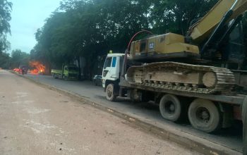 Tanggapi Aduan Warga, BP Batam Perbaiki Jalan Yos Sudarso, Lalu Lintas Dialirkan Satu Lajur