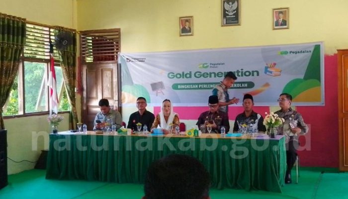 Bupati Cen Sui Lan Terima Kunjungan Pegadaian, 109 Siswa SDN 009 Dapat Bantuan