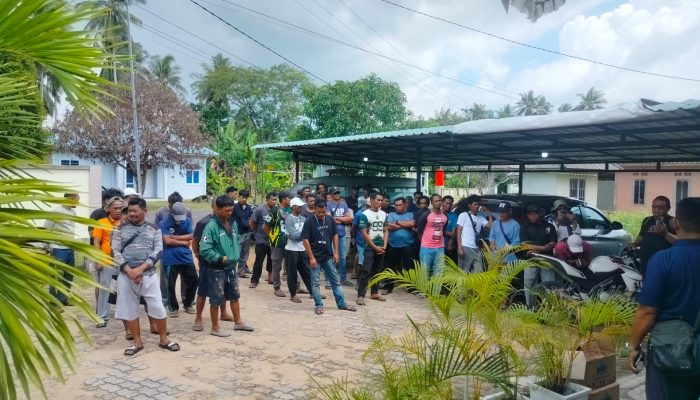 Nelayan Berakit Aksi Damai, Tuntut Kesepakatan Mediasi Sah Karena Pelaku Ngaku Bersalah