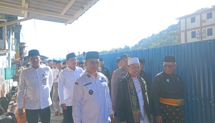 Bupati dan Wakil Bupati Anambas Sambut Kedatangan Ustaz Das’ad Latif