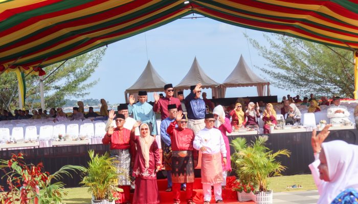 Wabup Natuna Jarmin Sidik Beri Pesan Khusus untuk Kafilah Natuna di Pawai Ta’aruf MTQ XII Kepri