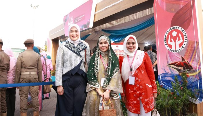 Hafizha Hadiri HUT Dekranas, Dorong Kemajuan Kriya Bintan