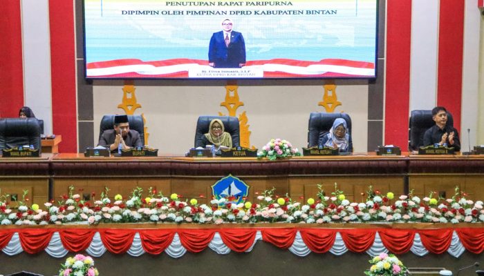Rapat Paripurna: DPRD dan Pemkab Bintan Sepakati Laporan Keuangan 2025