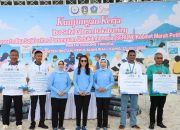 Istri Wapres Peringati Hari Anak Nasional Lewat Pelestarian Alam di Pantai Trikora