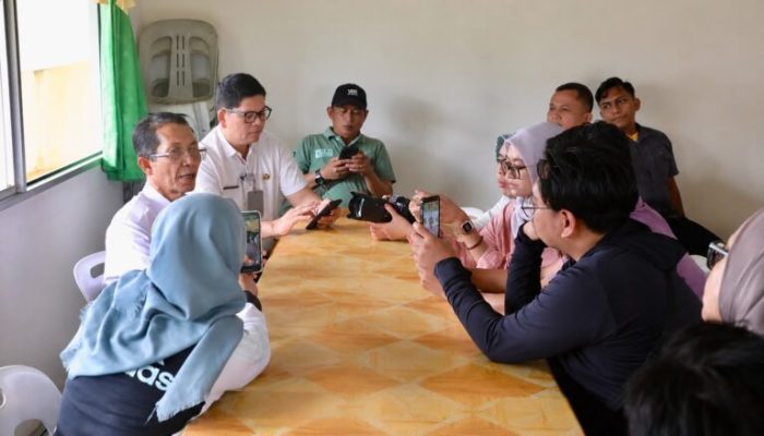 Wako Amsakar Luruskan Isu: RT/RW Tidak Bertugas Menagih Pajak
