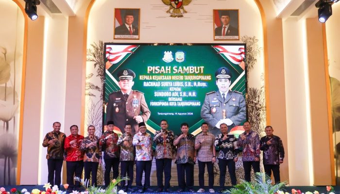 Pisah Sambut Kajari Tanjungpinang, Rachmad Surya Lubis Serahkan Tugas kepada Sundoro Adi